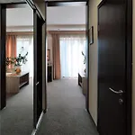 Rius Готель