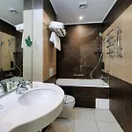Rius Готель Львів