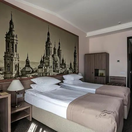 Rius Hotel