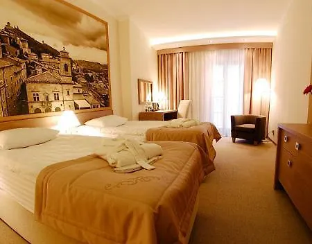 Rius Hotel 4*