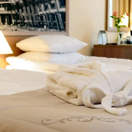 Rius 4* Lviv