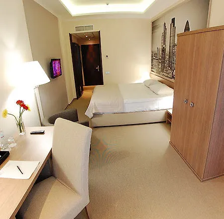 Rius Hotel