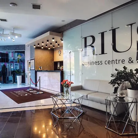 Rius 4*