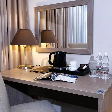Rius Hotel